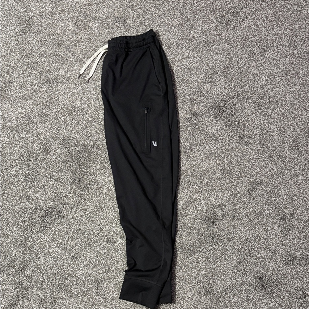 Vuori Black Joggers with Drawstring